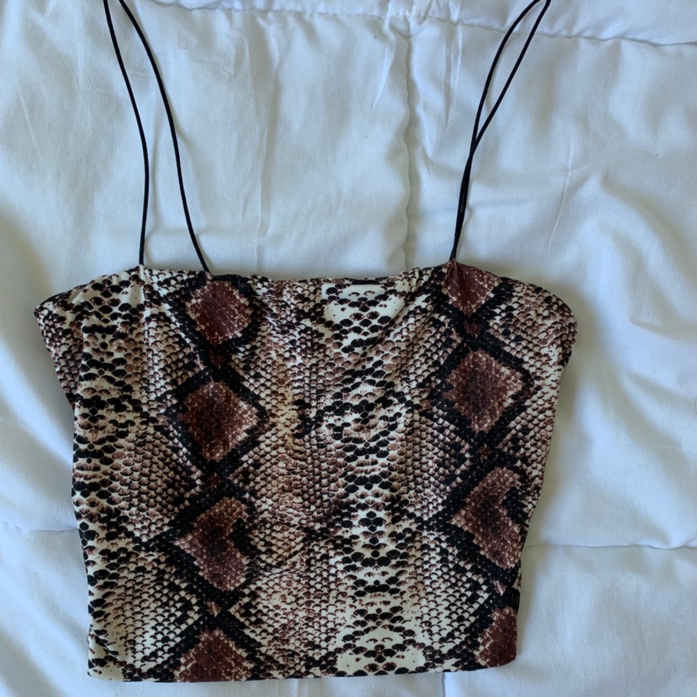 Snake print top